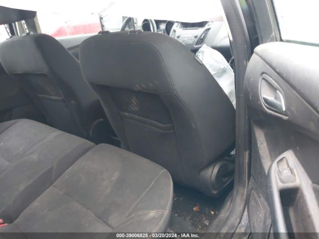 1FADP3K28GL381334 Ford FOCUS SE