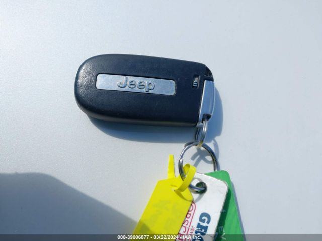 1C4RJFAG4JC352629 Jeep Grand Cherokee Upland 4x4