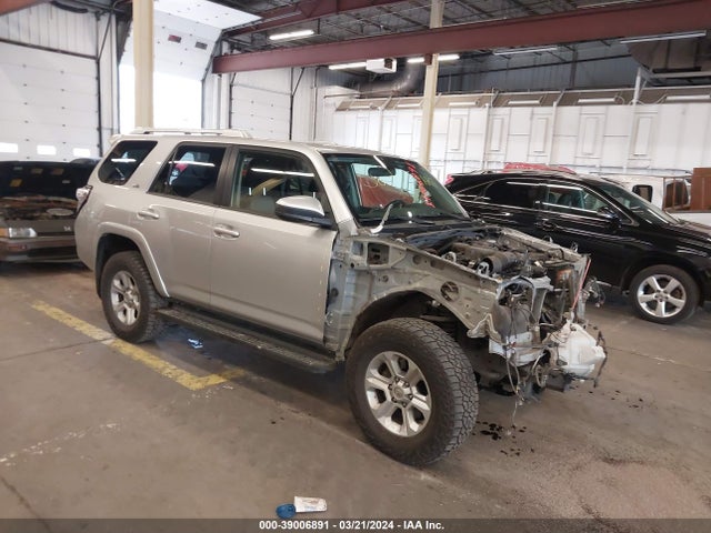 Toyota 4RUNNER SR5 2017 JTEBU5JR1H5428242 zdjęcie główne