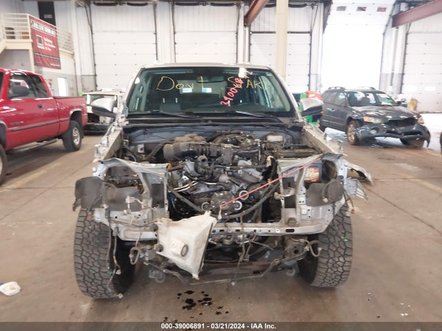 Toyota 4RUNNER SR5 2017 JTEBU5JR1H5428242 Image 13