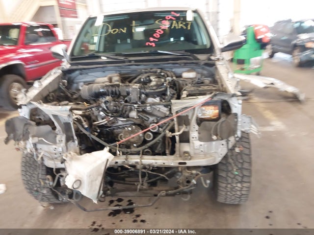 Toyota 4RUNNER SR5 2017 JTEBU5JR1H5428242 Image 19