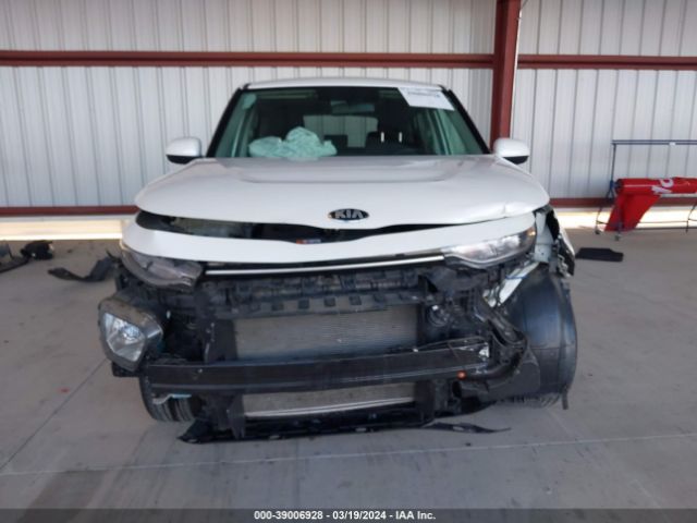 KNDJ23AU6M7743650 KIA SOUL LX