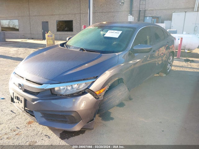 Honda Civic Lx 2018 2HGFC2F53JH514696 Image 2