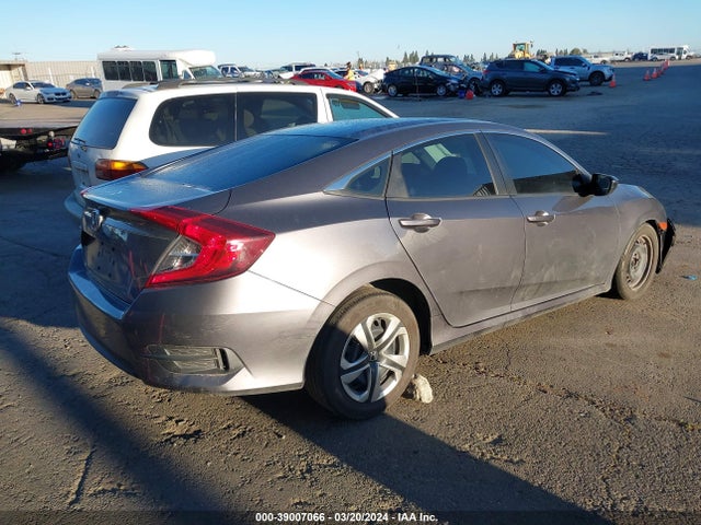 Honda Civic Lx 2018 2HGFC2F53JH514696 Image 4