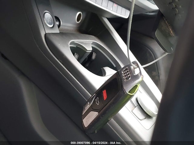 Audi A4 2.0t Premium 2017 WAUGNAF48HN011596 Image 11