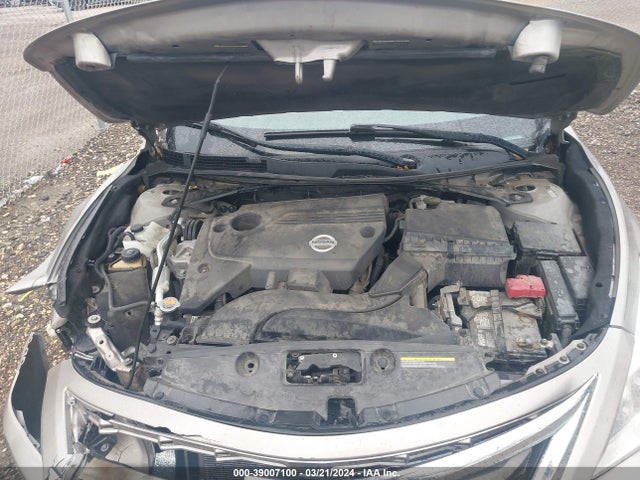 Nissan Altima 2.5 S 2015 1N4AL3AP0FN872477 Image 10