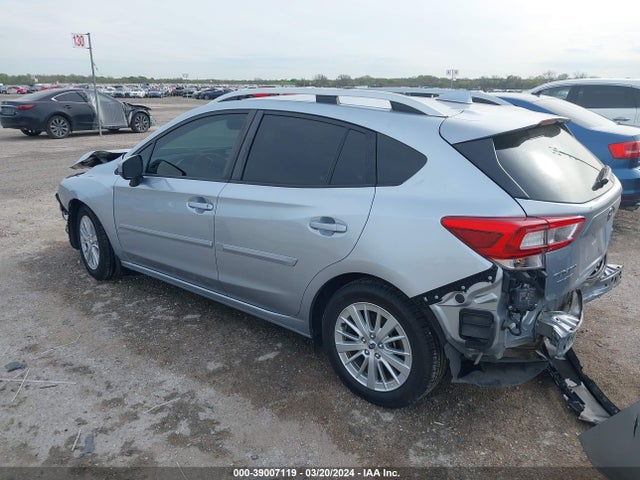 Subaru Impreza 2.0i Premium 2018 4S3GTAD62J3720300 Image 3