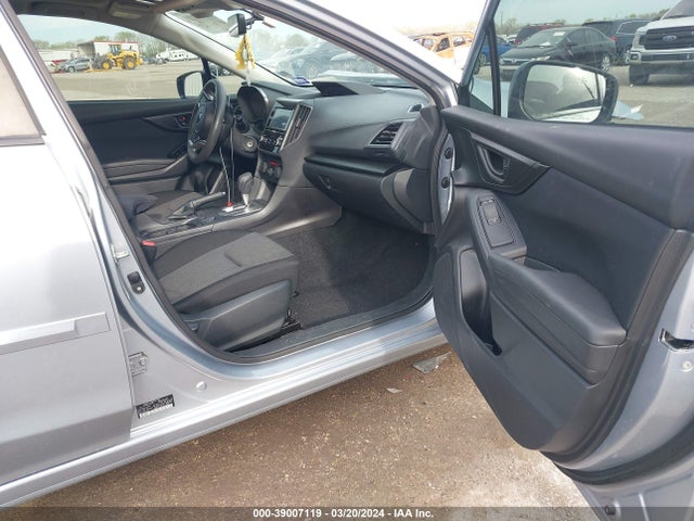 Subaru Impreza 2.0i Premium 2018 4S3GTAD62J3720300 Image 5