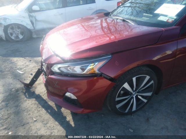 1N4BL4CW5NN373879 Nissan Altima Sr Intelligent Awd