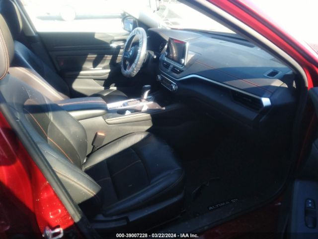 1N4BL4CW5NN373879 Nissan Altima Sr Intelligent Awd