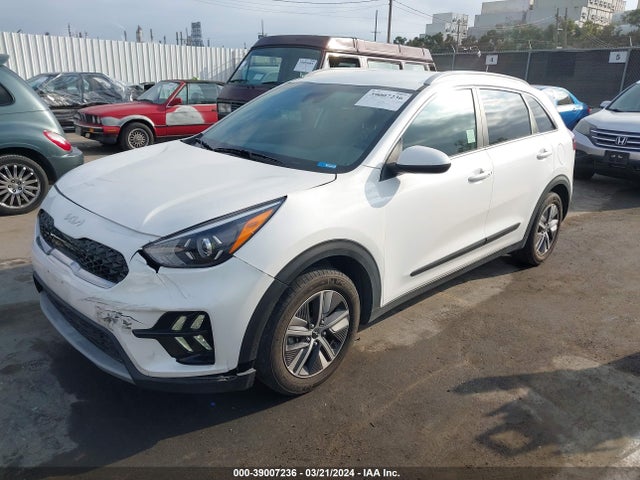 KIA Niro Lxs 2022 KNDCB3LC7N5512766 Image 2