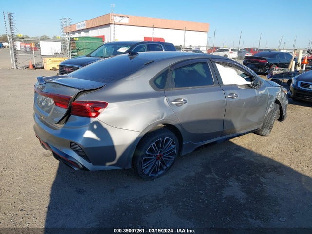 KIA FORTE GT 2022 3KPF44AC6NE465542 Image 4