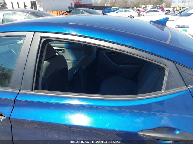 Hyundai ELANTRA SE 2015 5NPDH4AE4FH600771 Image 6