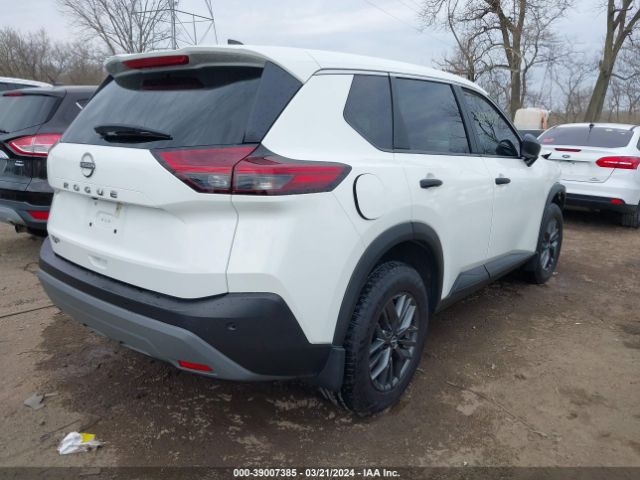 5N1BT3AA6NC684823 Nissan Rogue S Fwd