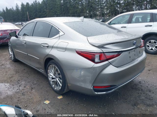 58AEA1C16MU004747 Lexus Es 300h Luxury