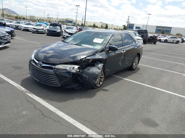 Toyota CAMRY XLE 2015 4T4BF1FK6FR483681 Image 2