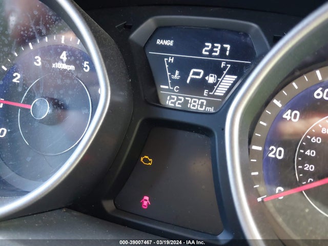 Hyundai ELANTRA SE 2016 5NPDH4AE2GH701373 Image 15