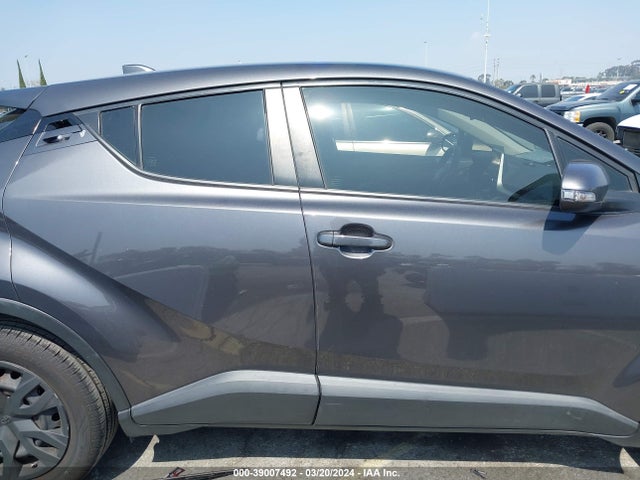 Toyota C-HR LE 2020 JTNKHMBX2L1065543 Image 13
