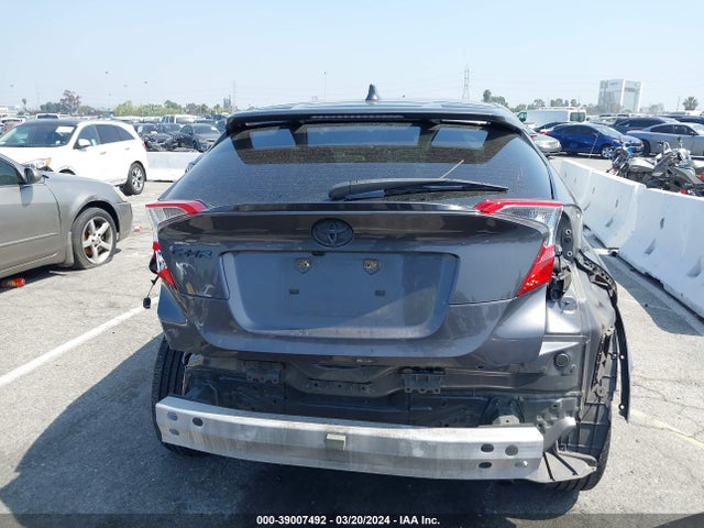Toyota C-HR LE 2020 JTNKHMBX2L1065543 Image 16