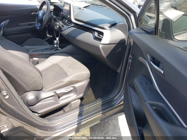 Toyota C-HR LE 2020 JTNKHMBX2L1065543 Image 5