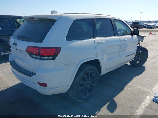 1C4RJEAG5NC154710 Jeep Grand Cherokee Wk Laredo X 4x2