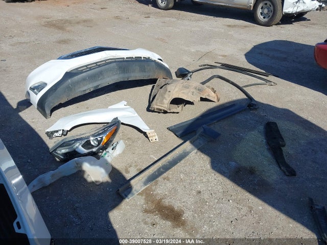 Chevrolet EQUINOX LS 2019 3GNAXHEVXKS658608 Image 12