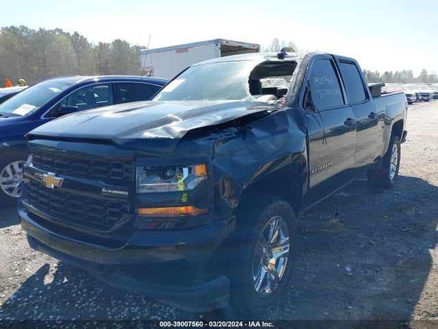 Chevrolet Silverado 1500 Custom 2018 1GCRCPEC6JZ195562 Image 2