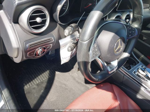 55SWF4JB8FU067180 Mercedes-Benz C 300 Luxury/sport