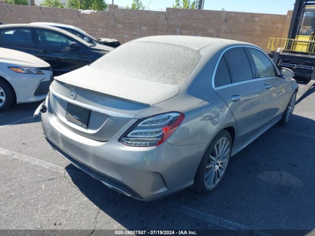 55SWF4JB8FU067180 Mercedes-Benz C 300 Luxury/sport