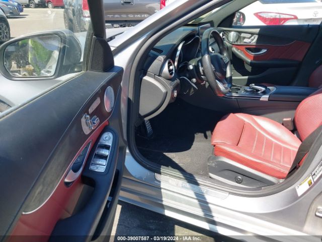 55SWF4JB8FU067180 Mercedes-Benz C 300 Luxury/sport