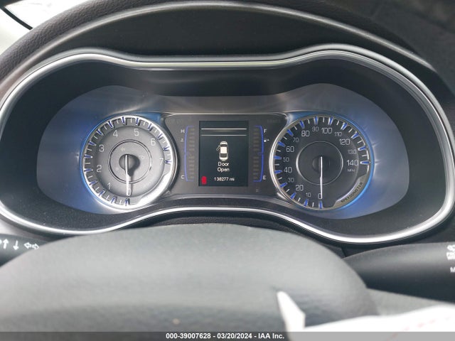 Chrysler 200 Limited 2015 1C3CCCABXFN649469 Image 7