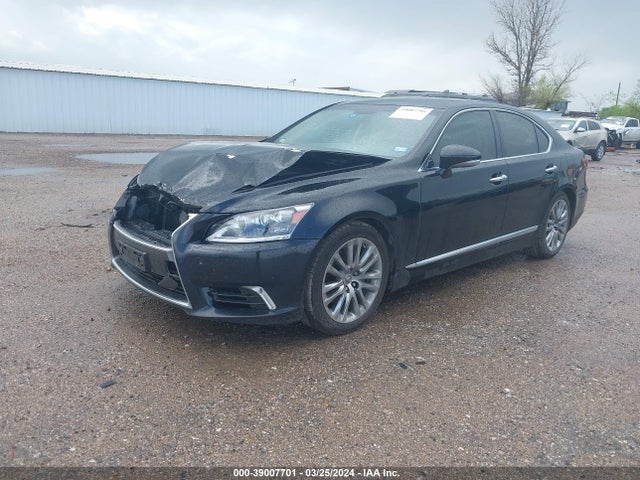 Lexus LS 460 2016 JTHBL5EF9G5143356 Image 2