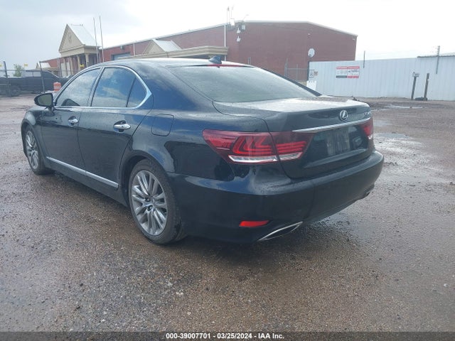 Lexus LS 460 2016 JTHBL5EF9G5143356 Image 3
