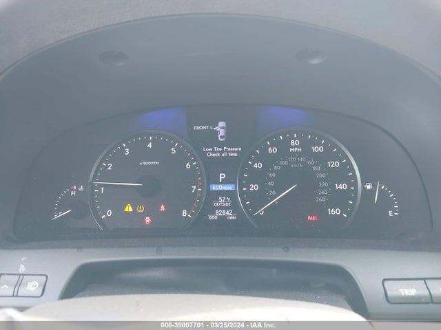 Lexus LS 460 2016 JTHBL5EF9G5143356 Image 7