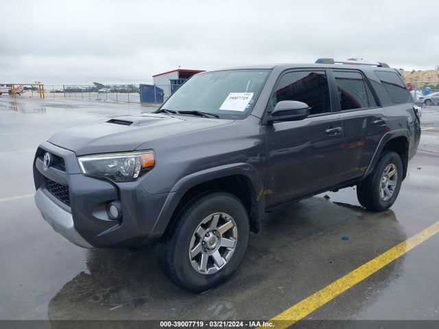 Toyota 4runner Trail 2014 JTEBU5JR6E5151566 Image 2