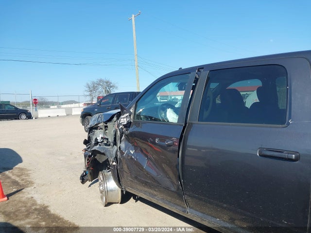 RAM 2500 Laramie  4x4 6'4 Box 2018 3C6UR5FL6JG100226 Image 14