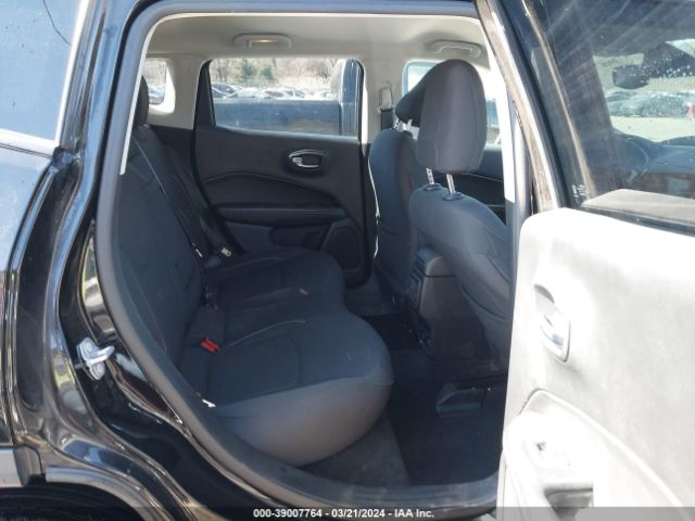 3C4NJDAB4KT702998 Jeep Compass Sport 4x4