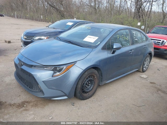 Toyota COROLLA LE 2021 5YFEPMAEXMP218865 Image 2