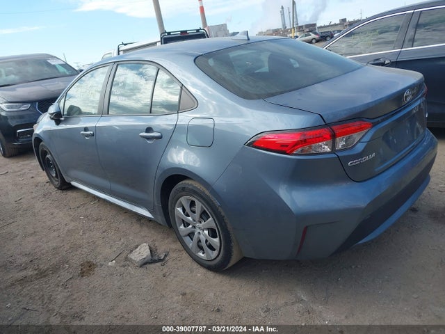 Toyota COROLLA LE 2021 5YFEPMAEXMP218865 Image 3