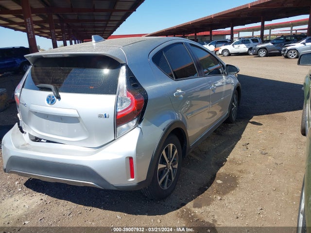 Toyota Prius C Four 2018 JTDKDTB38J1617714 Image 4