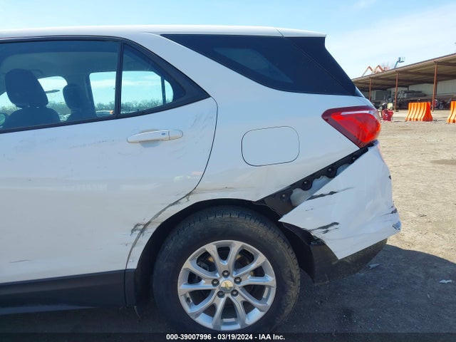 Chevrolet EQUINOX LS 2019 3GNAXHEV3KS637602 Image 18