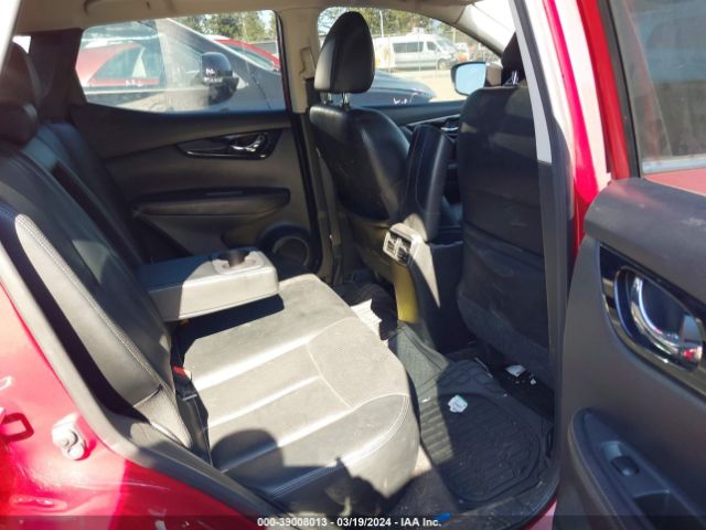 JN1BJ1CR3JW292783 Nissan Rogue Sport Sl