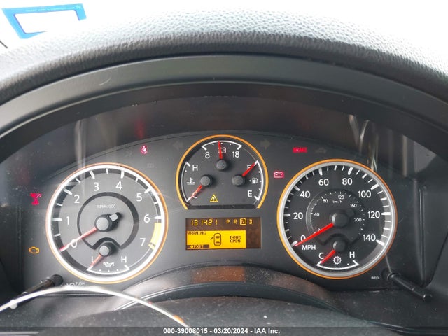 Nissan ARMADA SV 2014 5N1BA0ND3EN611700 Image 16
