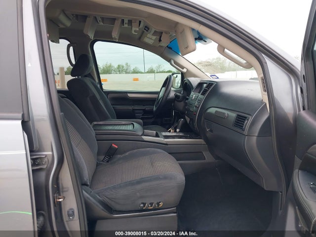Nissan ARMADA SV 2014 5N1BA0ND3EN611700 Image 5