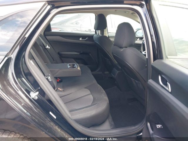 5XXG14J28NG102347 KIA K5 LXS