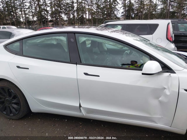 Tesla Model 3 Rear-wheel Drive 2022 5YJ3E1EA0NF109900 Image 13