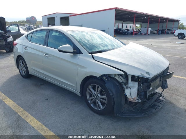 2017 5NPD84LF3HH042470 main image