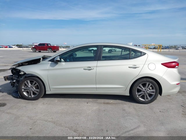 Hyundai ELANTRA SE 2017 5NPD84LF3HH042470 Image 15