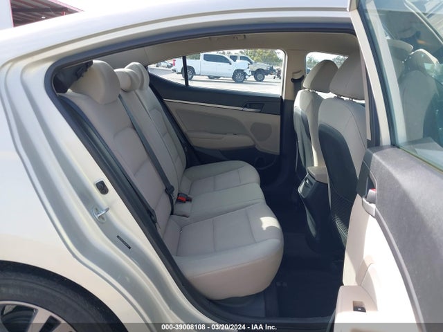 Hyundai ELANTRA SE 2017 5NPD84LF3HH042470 Image 8