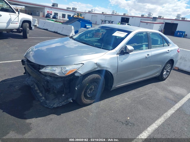 Toyota CAMRY LE 2017 4T1BF1FK5HU779188 Image 2